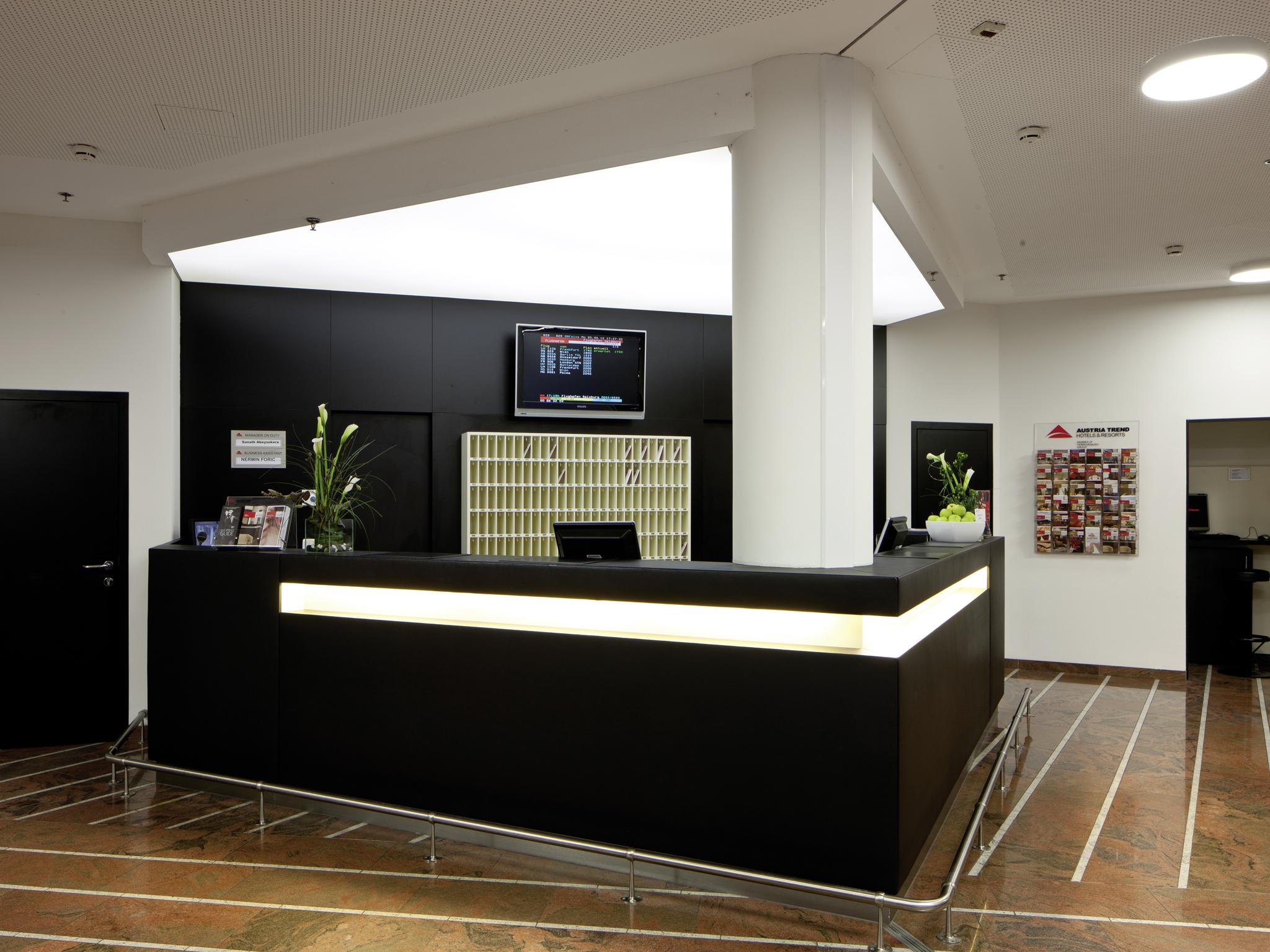 Austria Trend Hotel Salzburg West Himmelreich Exterior photo