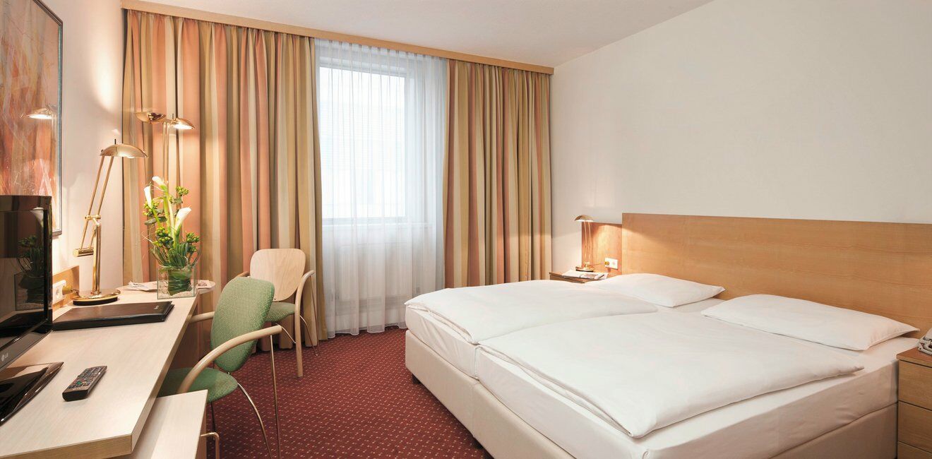 Austria Trend Hotel Salzburg West Himmelreich Exterior photo