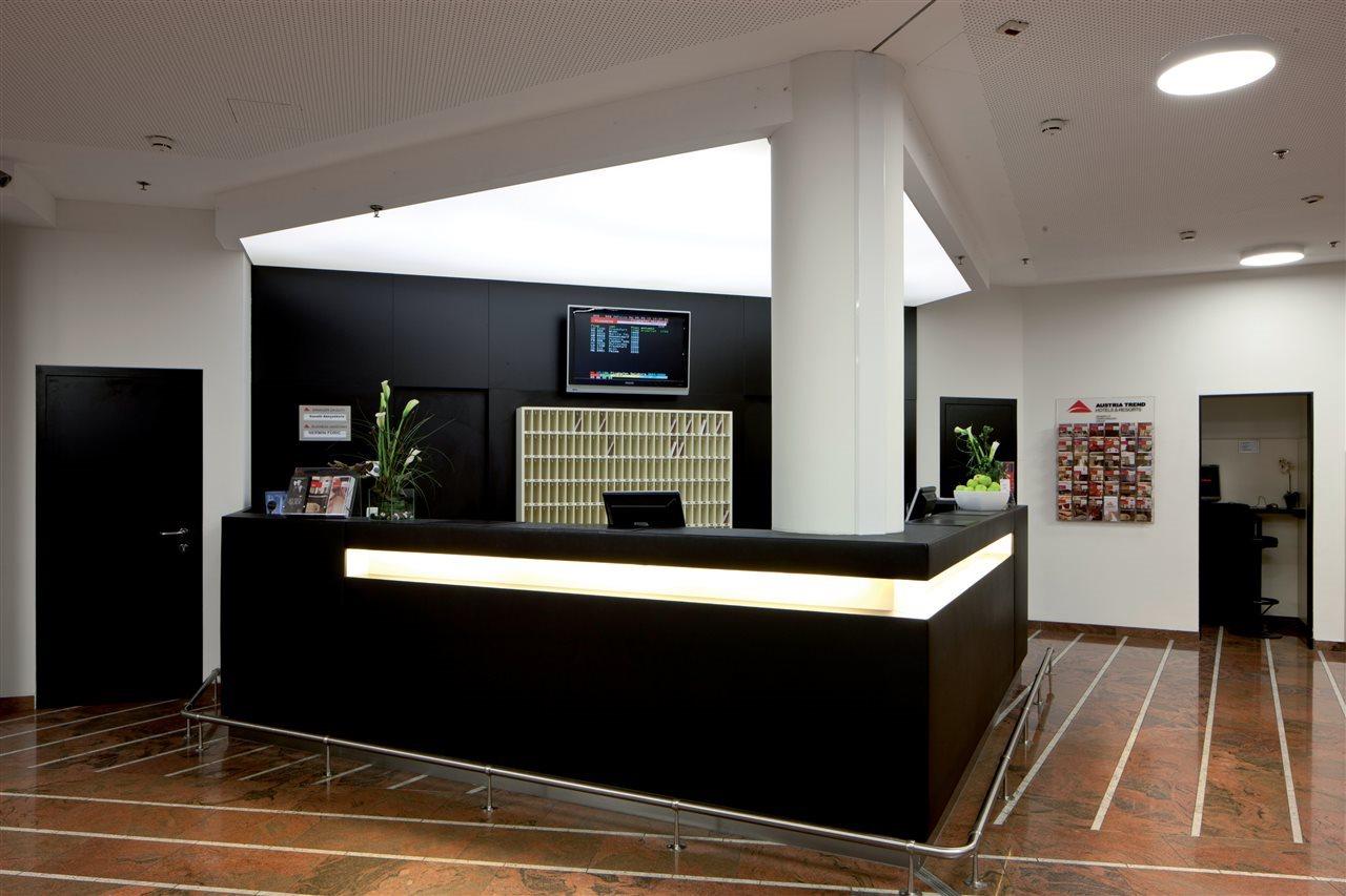 Austria Trend Hotel Salzburg West Himmelreich Exterior photo
